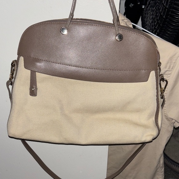 Preowned Furla Elegant Tan and Cream Women's Bag - Picture 1 of 7